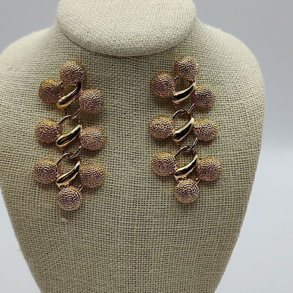 Textured Dangle Drop Earrings Gold Tone Vintage - Picture 4 of 7